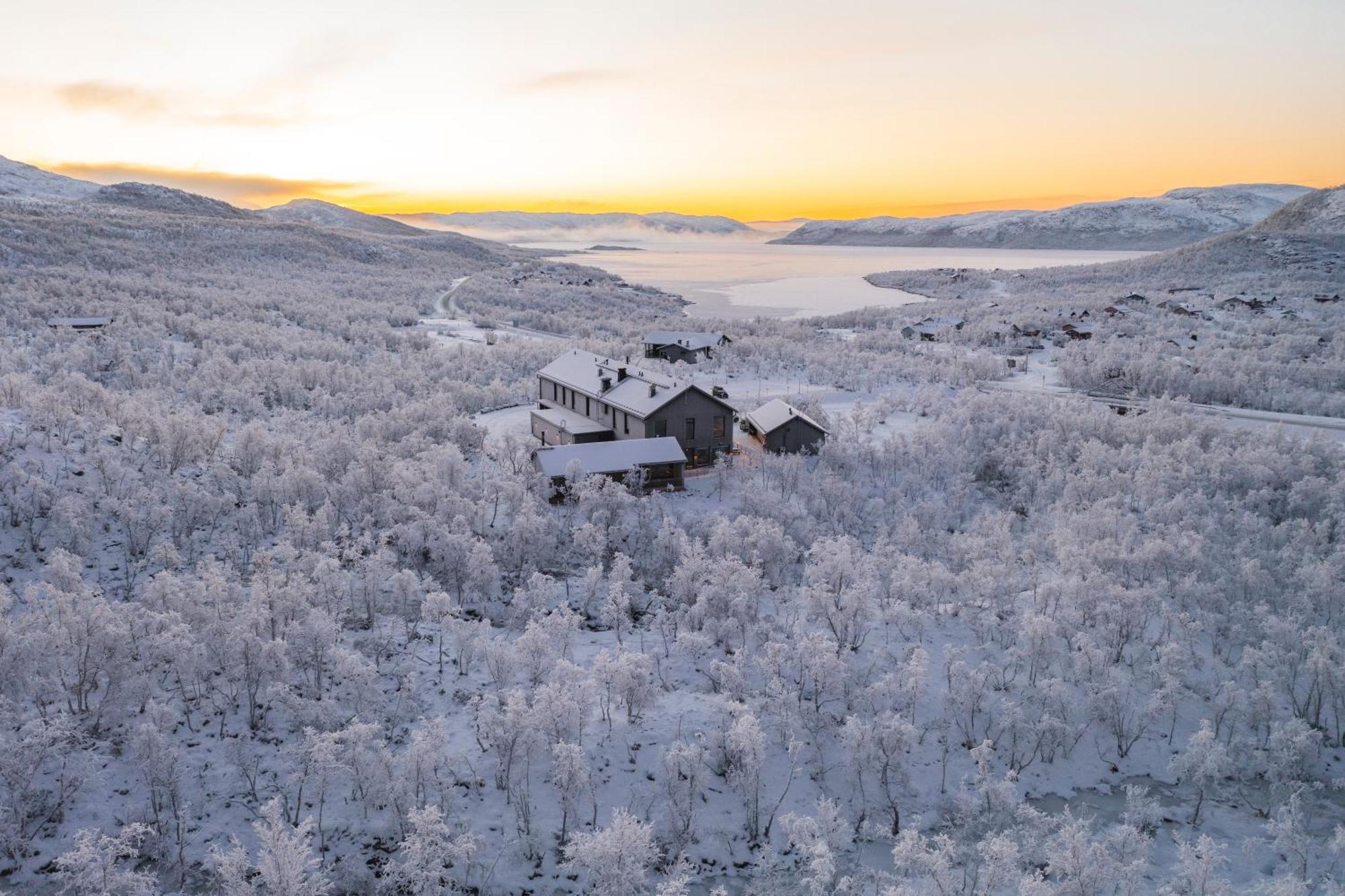 Cahkal Hotel Kilpisjärvi Zewnętrze zdjęcie